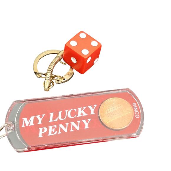 VTG LAS VEGAS KEY CHAIN KEYCHAIN SOUVENIR DICE LUCKY GAMBLING POKER CASINO FOB - Picture 2 of 2